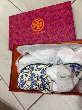 Tory Burch Blue Floral Cream Sandals